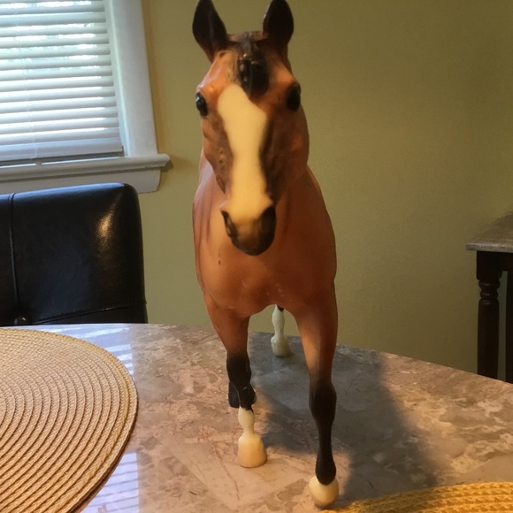 Horse Needs New Home! (11 3/4in long and 8 in Tall ear to legs) - Picture 2 of 16